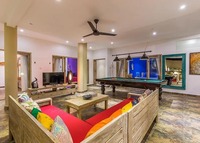 Josefine, 5 Bedroom Pool, Rooftop, Pool Table سمينياك