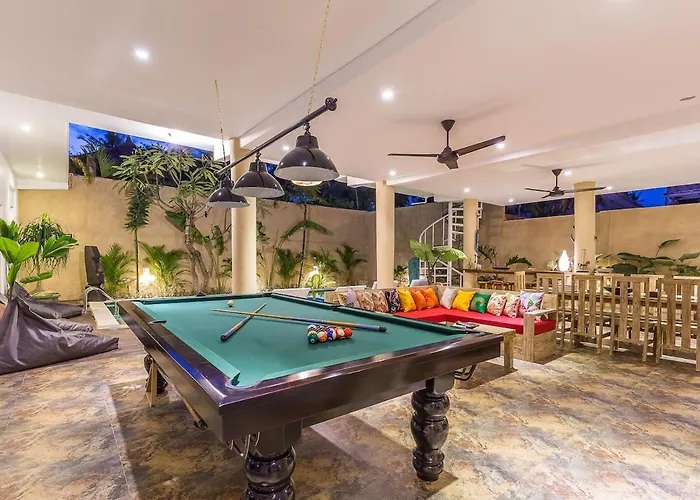 Josefine, 5 Bedroom Pool, Rooftop, Pool Table *